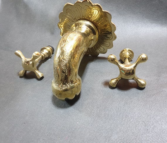 Brass Wall Mount Bathroom Faucet Unlacquered Hand - Brass Wall Mount Faucet In Bathroom Brass Wall Mount Bathroom Faucet Unlacquered Hand - Brass Wall Mount Faucet In Bathroom