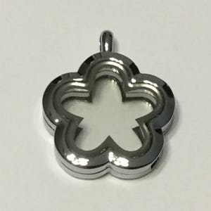 Flower Floating Charm Locket