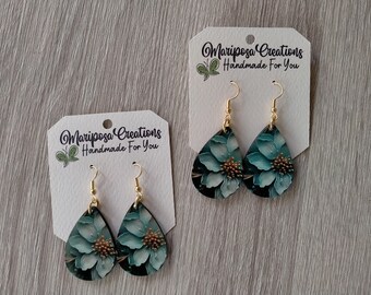 Drop earrings with patterned print