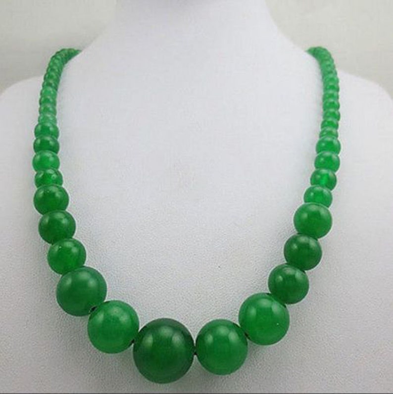 156 Imperial Green Jade Beads From 6mm Getting Larger Toward - Etsy