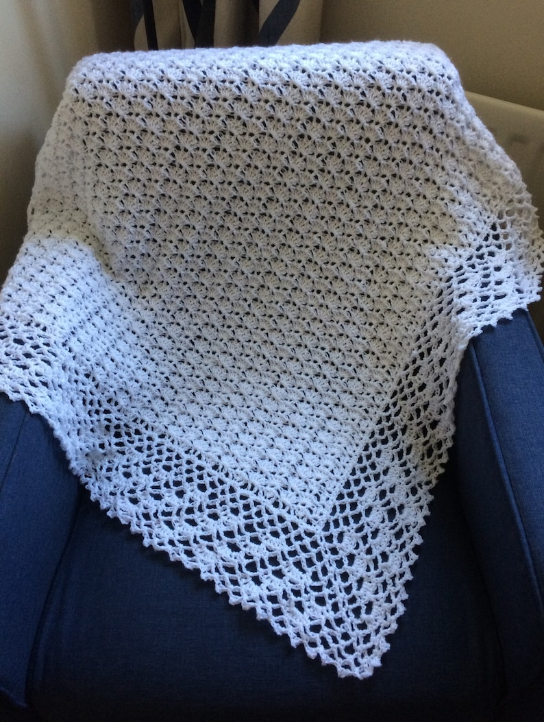 80cmx100cm. Handmade crochet Christening baby blanket baby shawl,white,pink,vintage look
