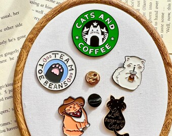 Cat Lover Set / Enamel Pin / Cats and Books /Brooch / Bookish Enamel Pin / Bookish Gift / Reader Gift / Collectable / Meowdy / Toe Beans