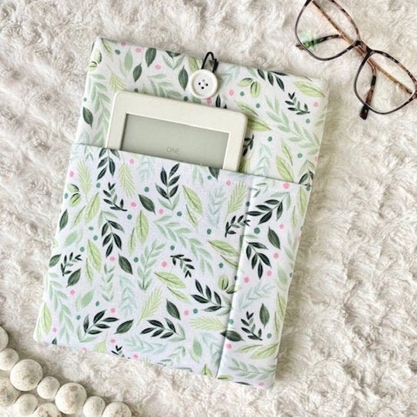 Spring Laurel Padded Book Sleeve