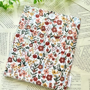 Rustic Floral | Padded Book Sleeve