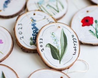 RESTOCKED Birth Flower Ornament, Birth Flower Gift, Handpainted Christmas Ornaments, Wood Slice Ornaments, Flower Ornaments, Birth Month