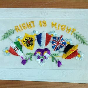 Bestickte Seidenpostkarte aus dem 1. Weltkrieg „Right Is Might“ (D1A)