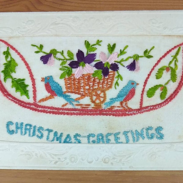 WW1 Embroidered Silk Postcard Christmas Greetings Robins And Cart Of Flowers (K1B)