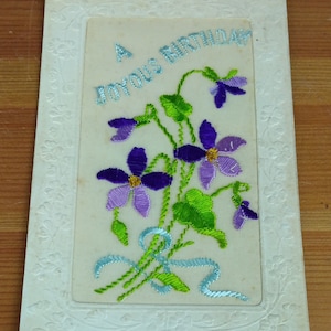 WW1 Bestickte Seidenpostkarte A Joyous Birthday (D1A)