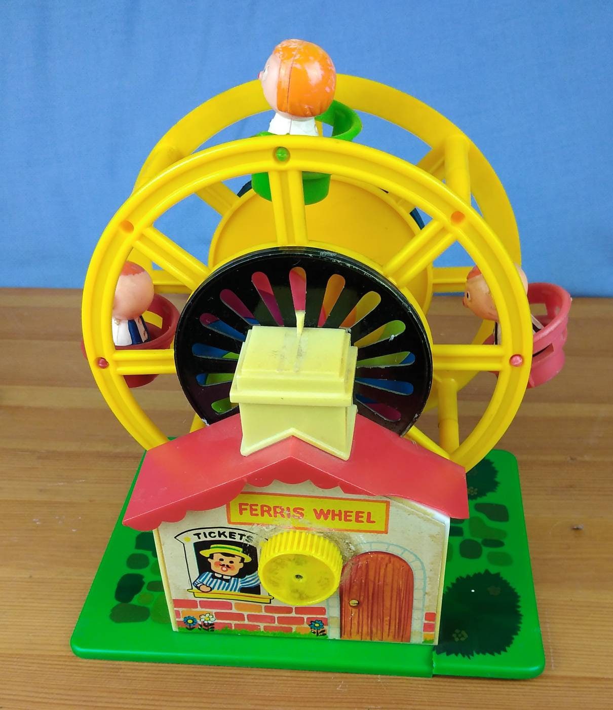 Vintage Clockwork Wind -up Ferris Wheel Toy Made in Hong