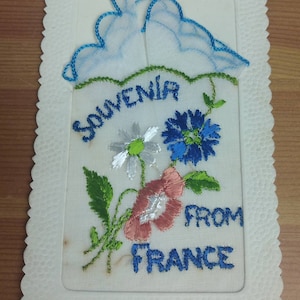 Lembrança da França, flores e lenço em miniatura (L1F)