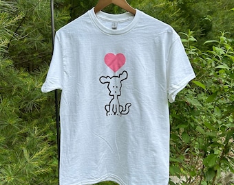 Chippy's White Tee: Dog With Heart Graphic T-Shirt