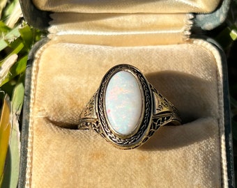 10K Yellow Gold Natural Opal Filigree Signet Class Ring,Large flashy Opal. Vintage Signet Ring from 1978 VPI SU Virginia Poly Institute