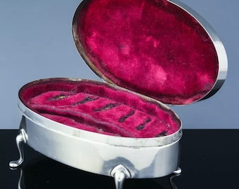 1926 Art Deco English Sterling Silver Multi Ring Box, Fitted Jewelry Box