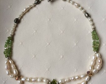 Peridot and Pearls Necklace