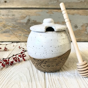 Honey Pot - Sugar Jar - Pottery Handmade - Ceramic Honey Jar - White Honey Pot with Rustic Wood Grain Detail