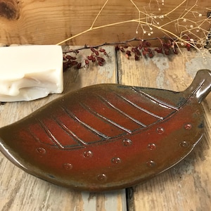 Red Leaf Soap Dish - Handmade Ceramic Soap Dish - Pottery Handmade - Kitchen & Bathroom Fall Decor - Soap Tray - Organic Home Decor