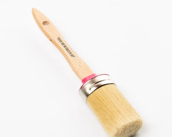 Crys'Dawna "No Rules" paint brush for chalk painting, blending, furniture refinishing, DIY crafting, and more! Created By Bella Renovare
