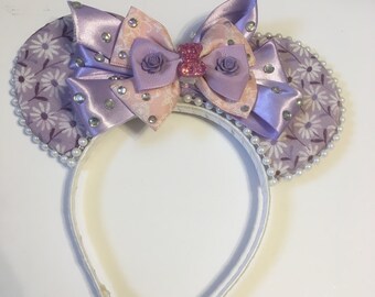 Choice of Plastic Headband or Stretch Elastic.Lavender Headband with Large Layered Bow