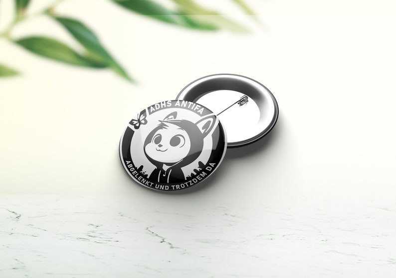 ADHS Antifa - Abgelenkt und trotzdem da Anstecker Button