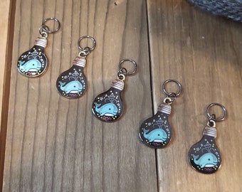5 Whale Charms for Stitch Markers, Zipper Pulls, Crazy Quilts, Jewelry Making & Crafts. Adorable. Unique Knit Crochet Ocean Salt Water Orca