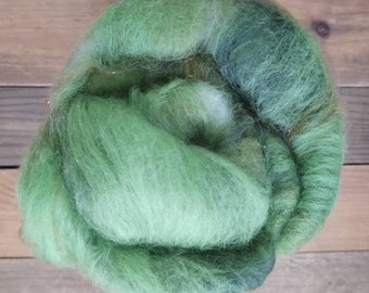 Carded Batt Merino, Corriedale, Romney, Llama and Angelina Sparkle. Soft Beautiful Spin Weave Felt Applique. Luscious Fibers 3.9oz Green