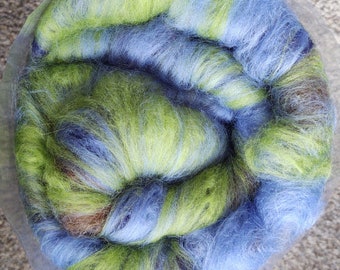 Carded Batt 'Fresh Earth'  3.5oz Blends of Vibrant Greens, Blues & Browns. Soft Beautiful Spin Weave Felt Applique. Luscious Fibers