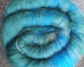 Carded Batt 'Mermaid'  3.5oz Blends of Vibrant Turquoise, Lime, Gray & White. Soft Beautiful Spin Weave Felt Applique. Luscious Fibers
