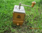 Kaffeemühle Mokkamühle Armin Trösser Holz Metall Vintage Baristageschenk