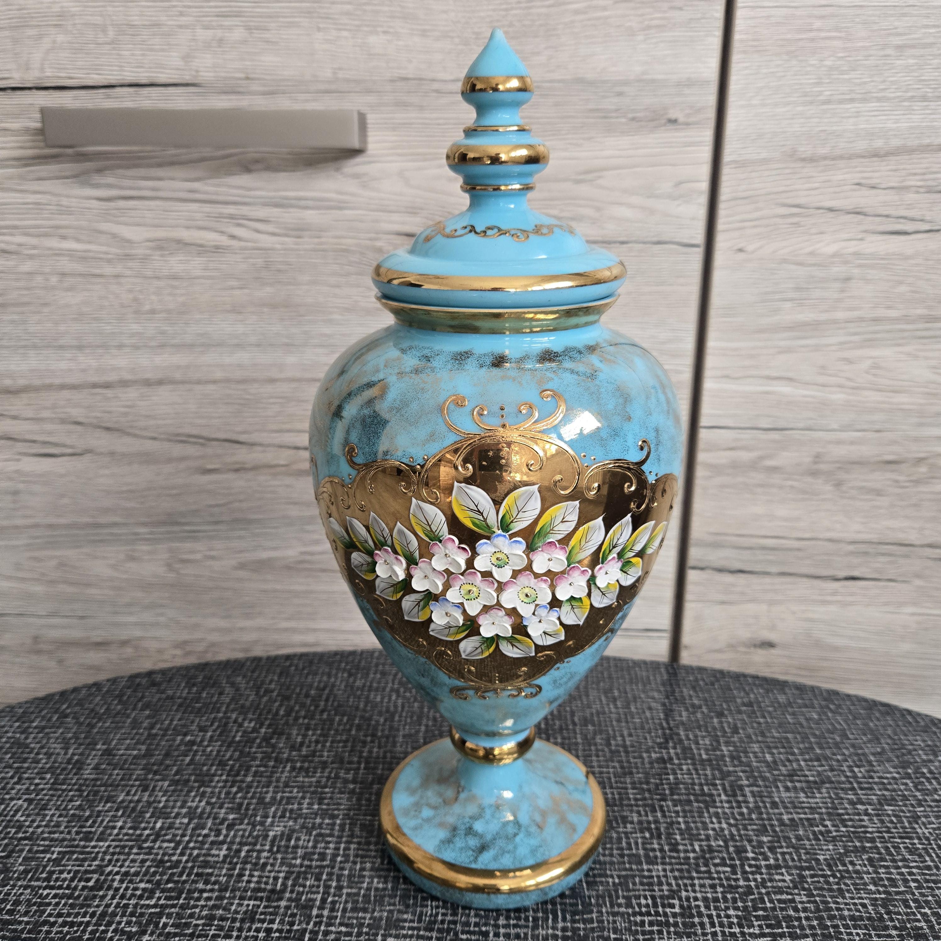 Deckelvase