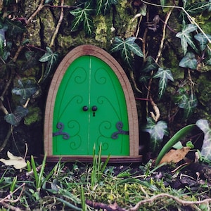 Fairy Door &#39;Emma&#39; in Dark Green | Green Fairy door | Fairy door for tree | Outdoor Decor | Fairy garden | Fairytale door | Double Fairy door