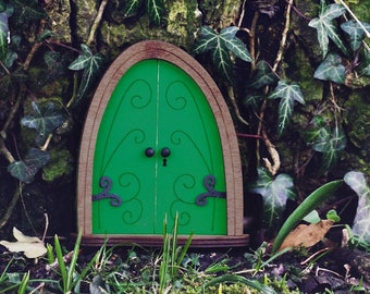 Fairy Door 'Emma' in Dark Green | Green Fairy door | Fairy door for tree | Outdoor Decor | Fairy garden | Fairytale door | Double Fairy door
