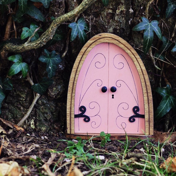 Fairy Door 'Emma' in Pink | Pink double Fairy door | Gnome door | Miniature door | Fairy garden | Fairytale door | Fairy door for tree