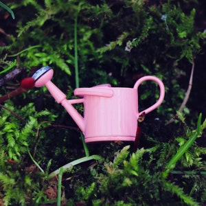 Miniature Watering Can 1:12 Scale Dollhouse Garden Fairy Garden Miniatures Red 