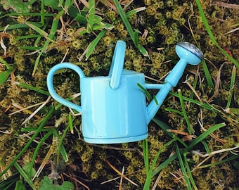 Blue fairy garden watering can | Fairy garden miniature | Miniature watering can | Miniature gardening tools | Scale 1|12 | Fairy miniature