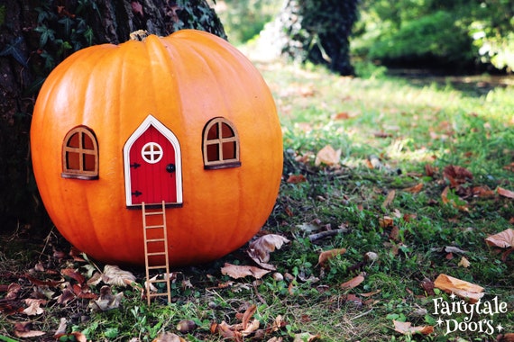 Fantasy Halloween Pumpkin Fairy House - Fantasy Cookery