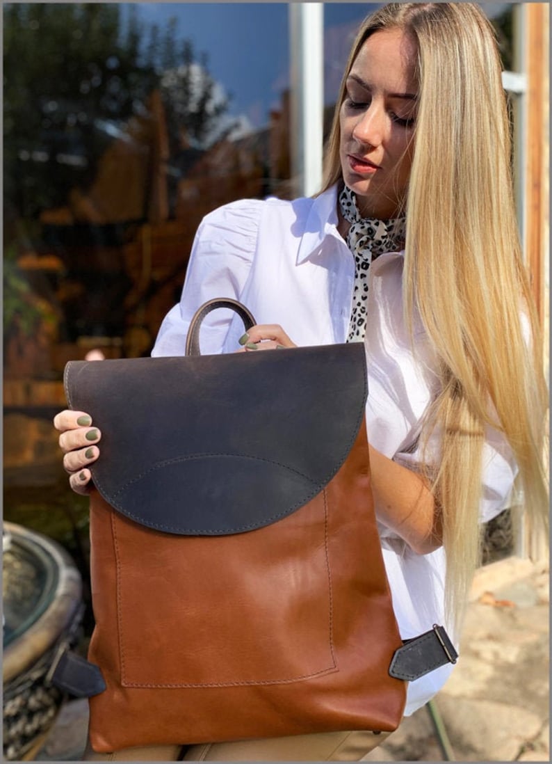 Stylish Brown Daiva Art Genuine soft leather backpack MOD-222