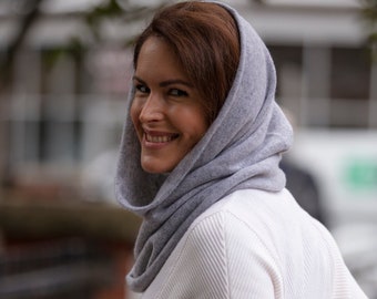 Pure cashmere snood / hood