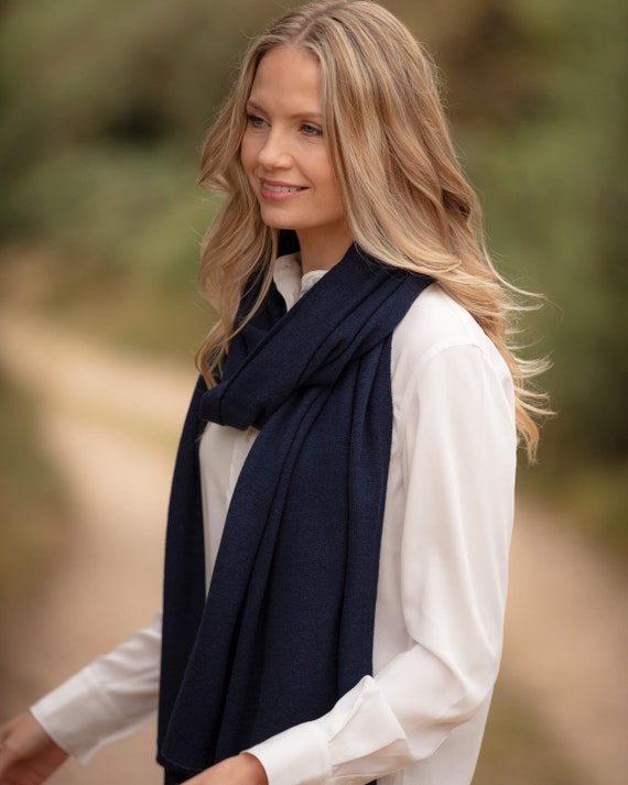 ladies navy cashmere scarf