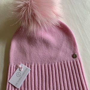 Lightweight cashmere Pom Pom hat, cashmere hat, cashmere Pom Pom, cashmere beanie Pink