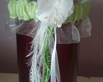 almond and white organza garter