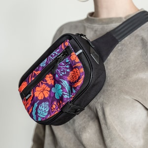 2en1 Sac de promenade pour chien avec sac à friandises, Sac premium pour le dressage des chiens, Accessoires pour chiens - Fluo Flower