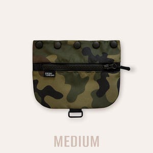 Dog treat pouch - MEDIUM - Color P17