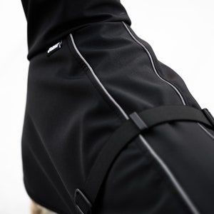 Softshell Mantel für Whippets mit Reflektoren Whippet Kleidung Schwarz Bild 2