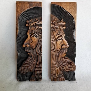 Juego antiguo de 2 pequeños paneles tallados a mano Cristo corona de espinas 1920 Tallas de madera antiguas Corona de Cristo | Panel de talla de madera