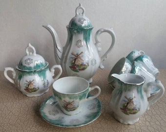 Vintage coffee service eggshell porcelain, handpainted with print mills, white with green and silver rim 6-part 1960s | Vintage coffee set