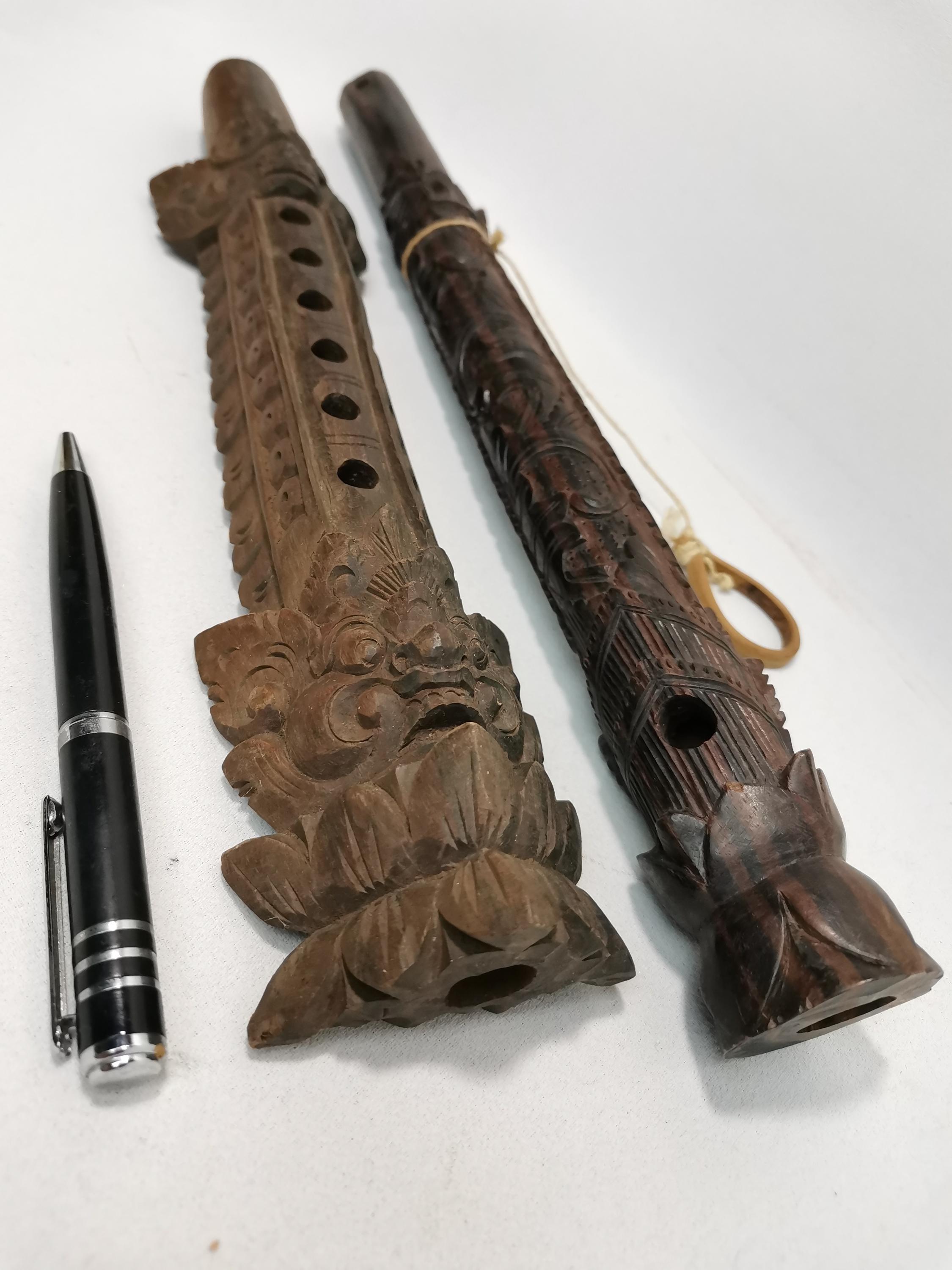 2 つのビンテージ インドネシア木彫りバロン フルート 1960 年代手彫り