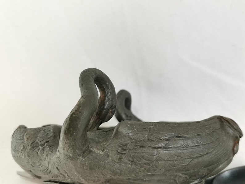 Antique pewter ashtray with two swans 1900s Art Nouveau | Decorative ashtray | Antique pewter swan ashtray | Art Nouveau swan dish image 11