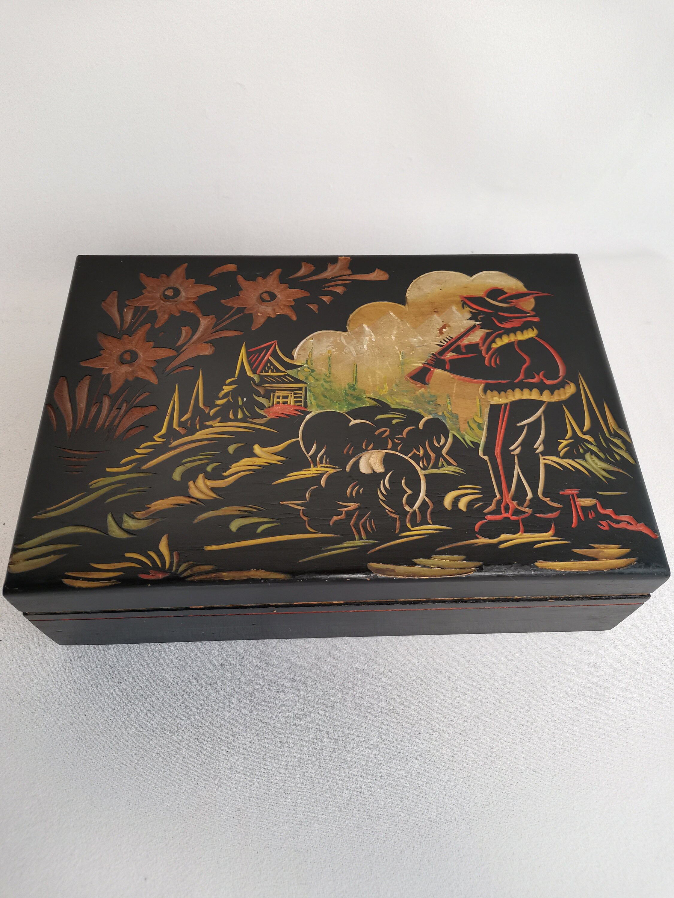 売れ筋ランキングも Sewing Wooden Antique Box Carving Chip With Box Jewelry or 洋画・外国映画
