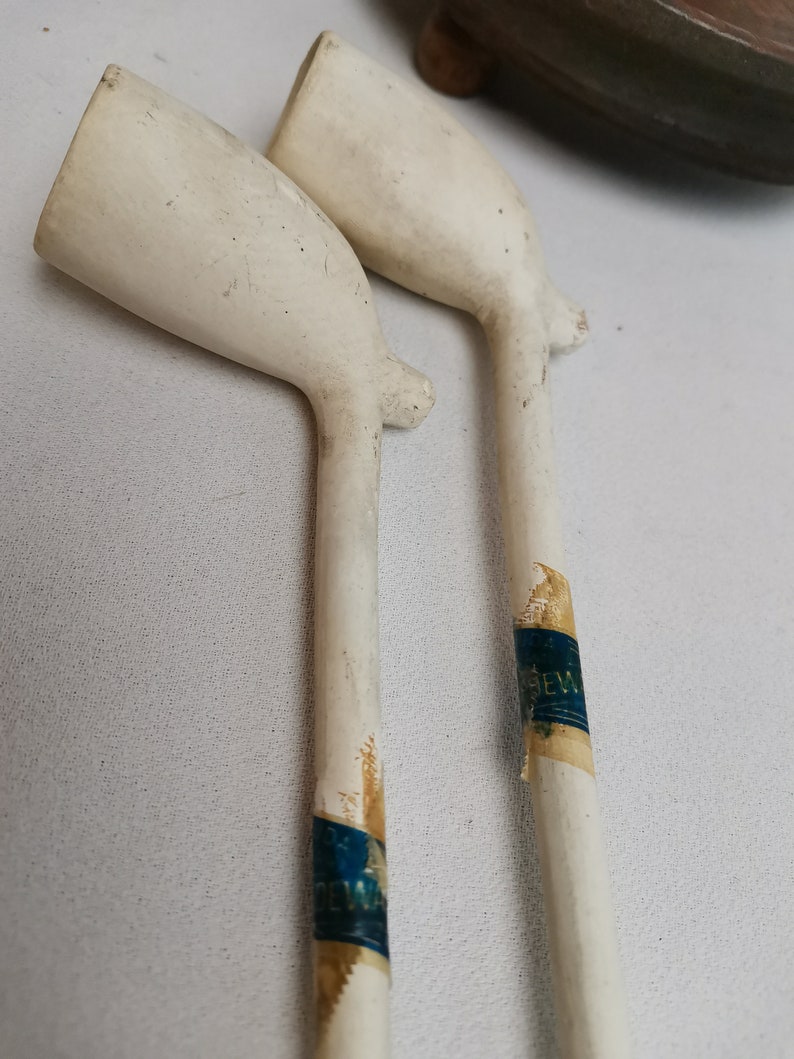 Antique Table Top Oak Wood Pipe Rack With 2 Gouda Clay Pipes ...