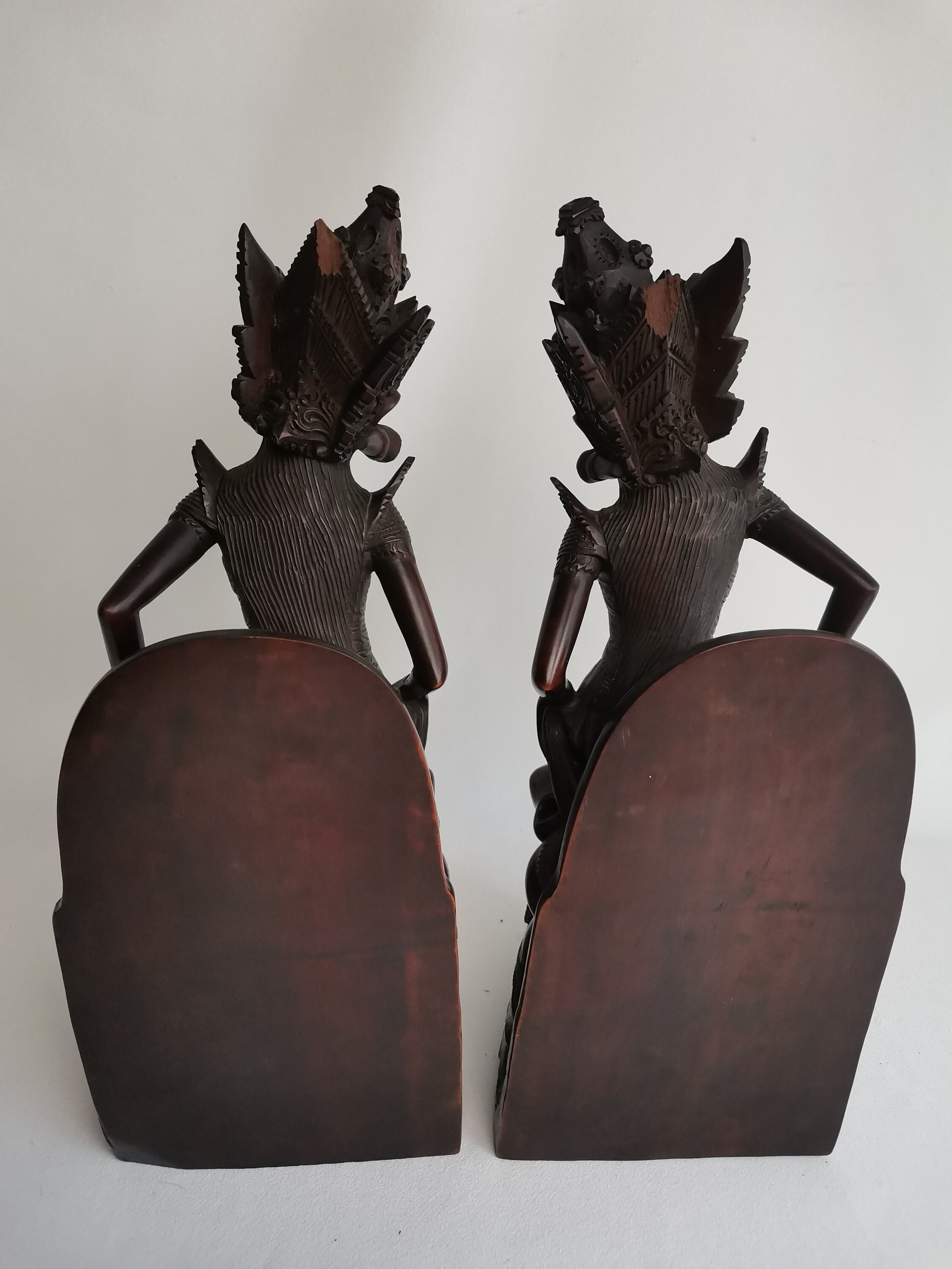 アンティーク バリ木彫りブックエンド デウィ ラティとカラ ラウ 1940